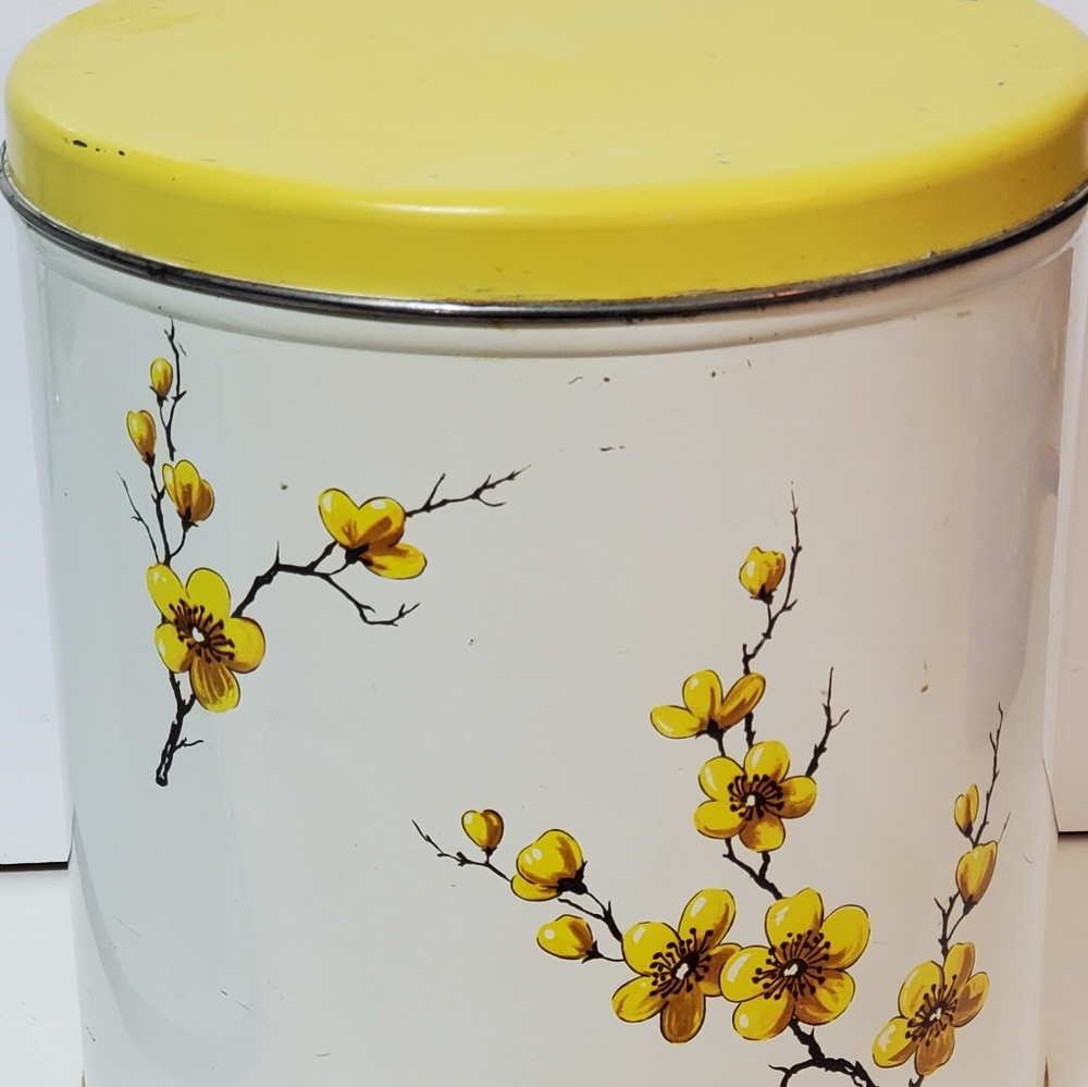 Decoware Canister